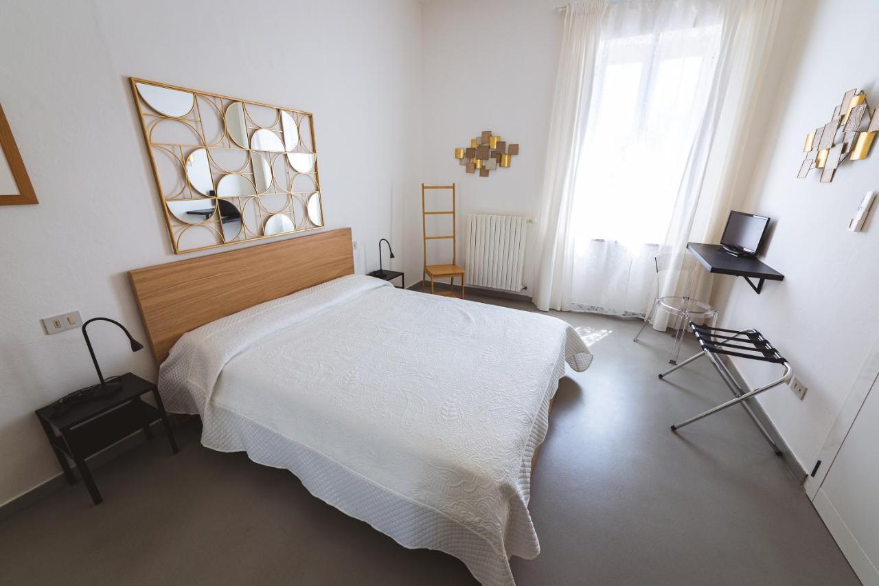 Locanda Roma Sleep & Food Donoratico Extérieur photo